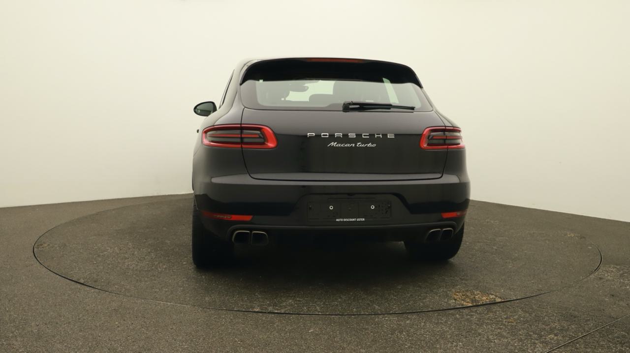 Porsche<br>Macan Turbo PDK 400PS