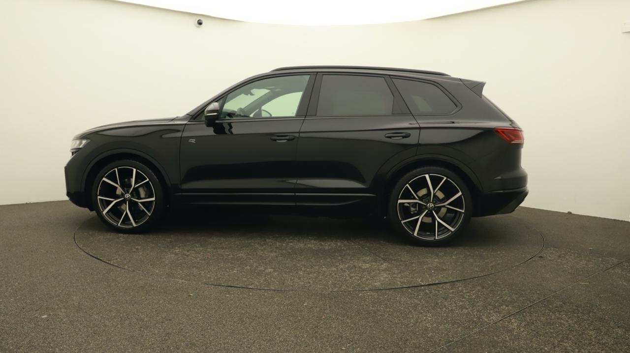 VW<br>Touareg 3.0 TDI R-Line Tiptronic