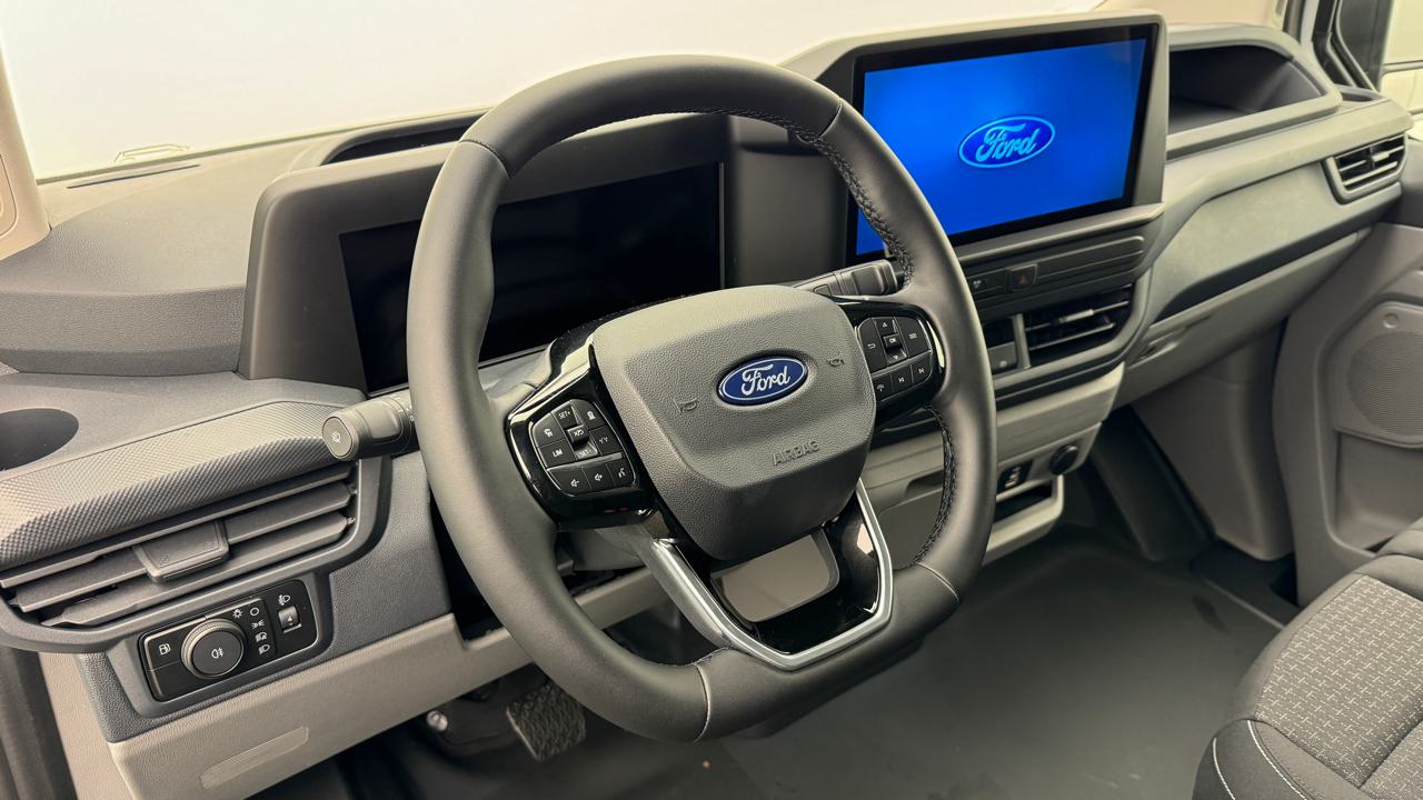 Ford<br>Transit Custom Van PHEV 320 L2H1 Trend Automat
