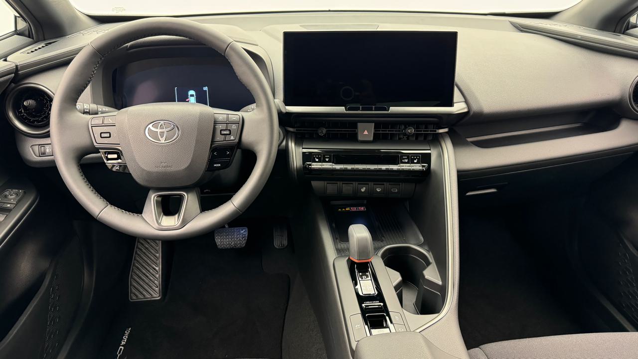 Toyota<br>C-HR 2.0 HSD Sport CVT