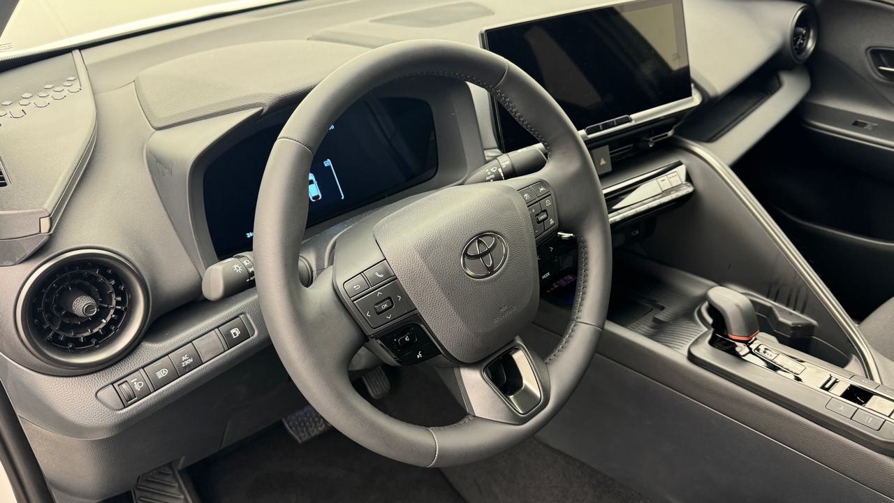 Toyota<br>C-HR 2.0 PHEV CVT Style