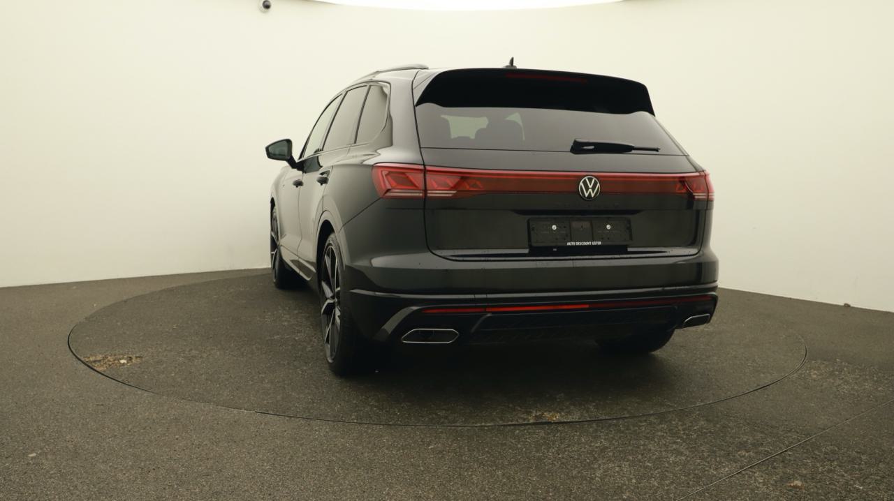 VW<br>Touareg 3.0 TDI R-Line Tiptronic