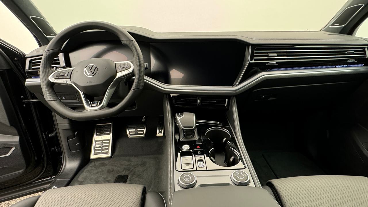 VW<br>Touareg 3.0 TDI R-Line Tiptronic