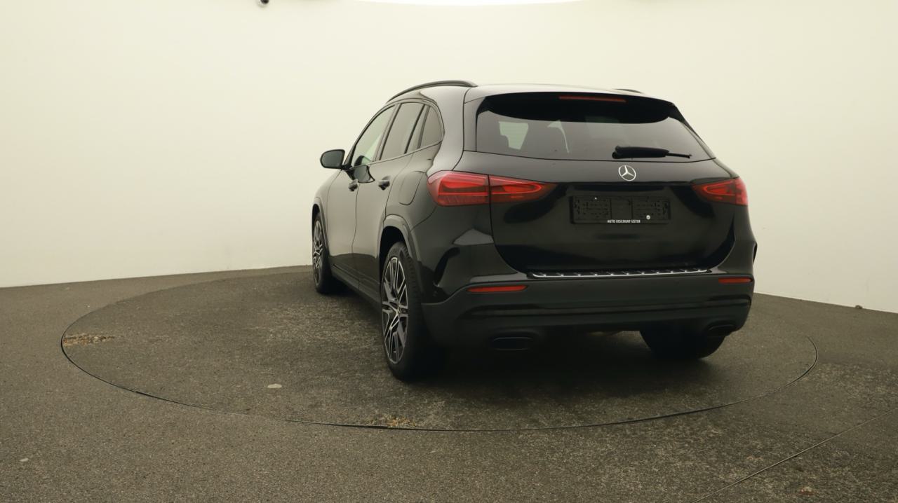 Mercedes<br>GLA 200d AMG Line