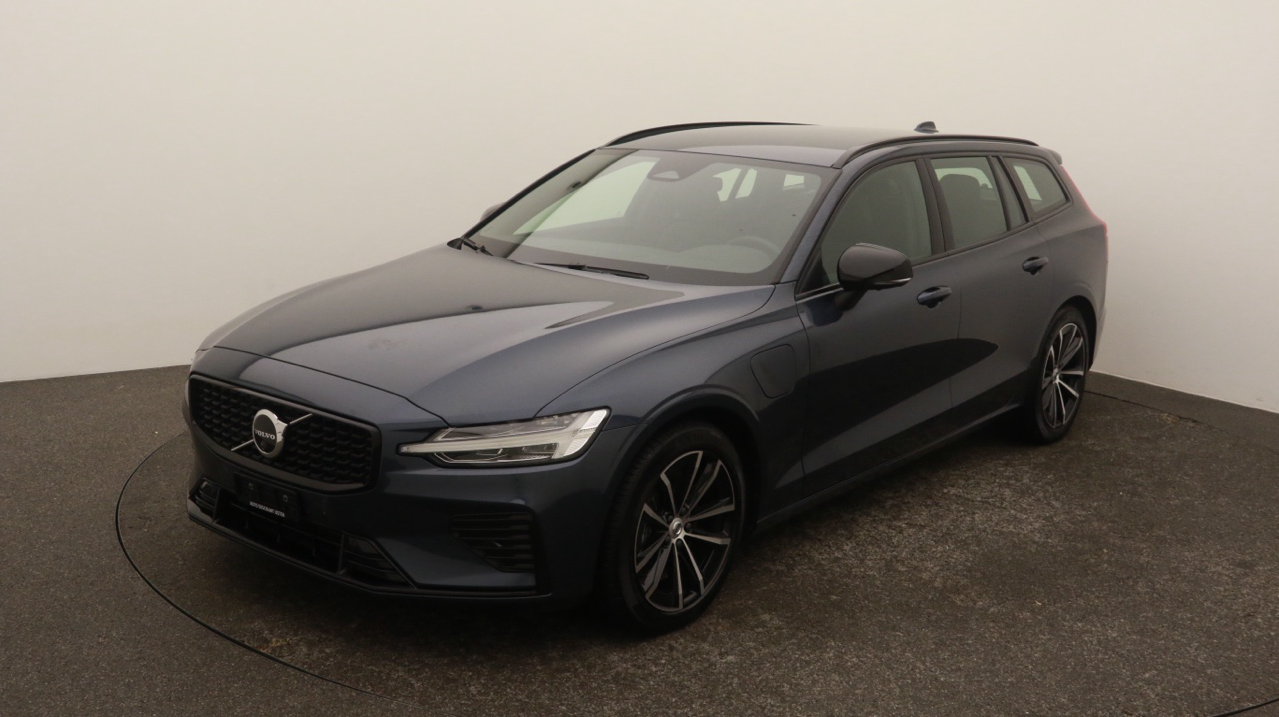 Volvo<br>V60 T6 eAWD Plug in Hybrid Plus Dark