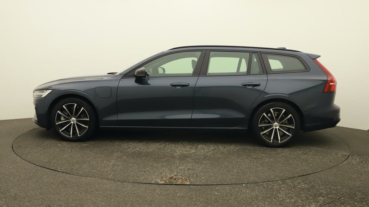 Volvo<br>V60 T6 eAWD Plug in Hybrid Plus Dark