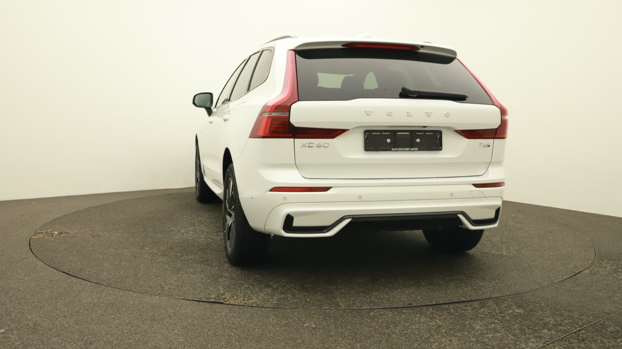 Volvo<br>XC60 T6 eAWD PluginHybrid Plus Dark Geartronic