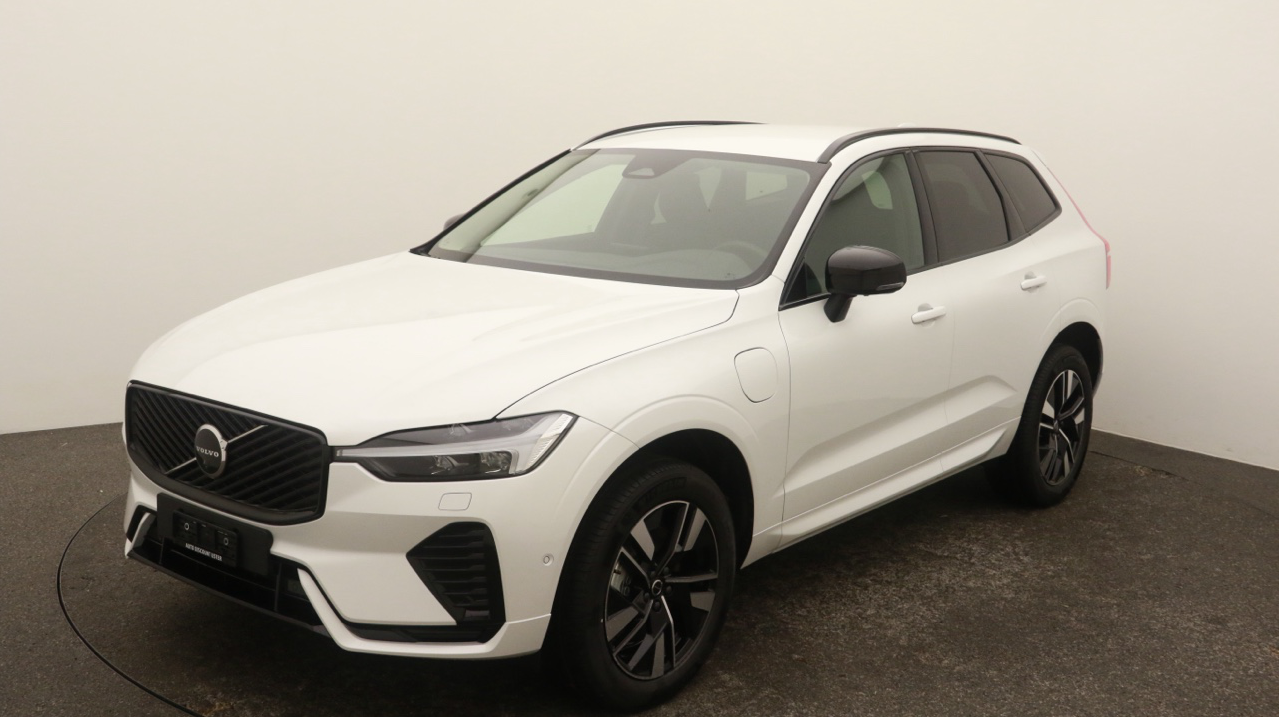 Volvo<br>XC60 T6 eAWD PluginHybrid Plus Dark Geartronic