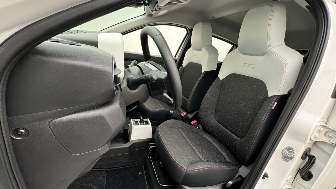 Dacia<br>Spring 27 kWh Expression