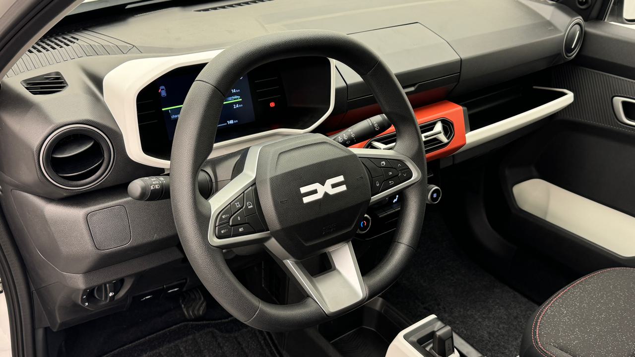 Dacia<br>Spring 27 kWh Expression