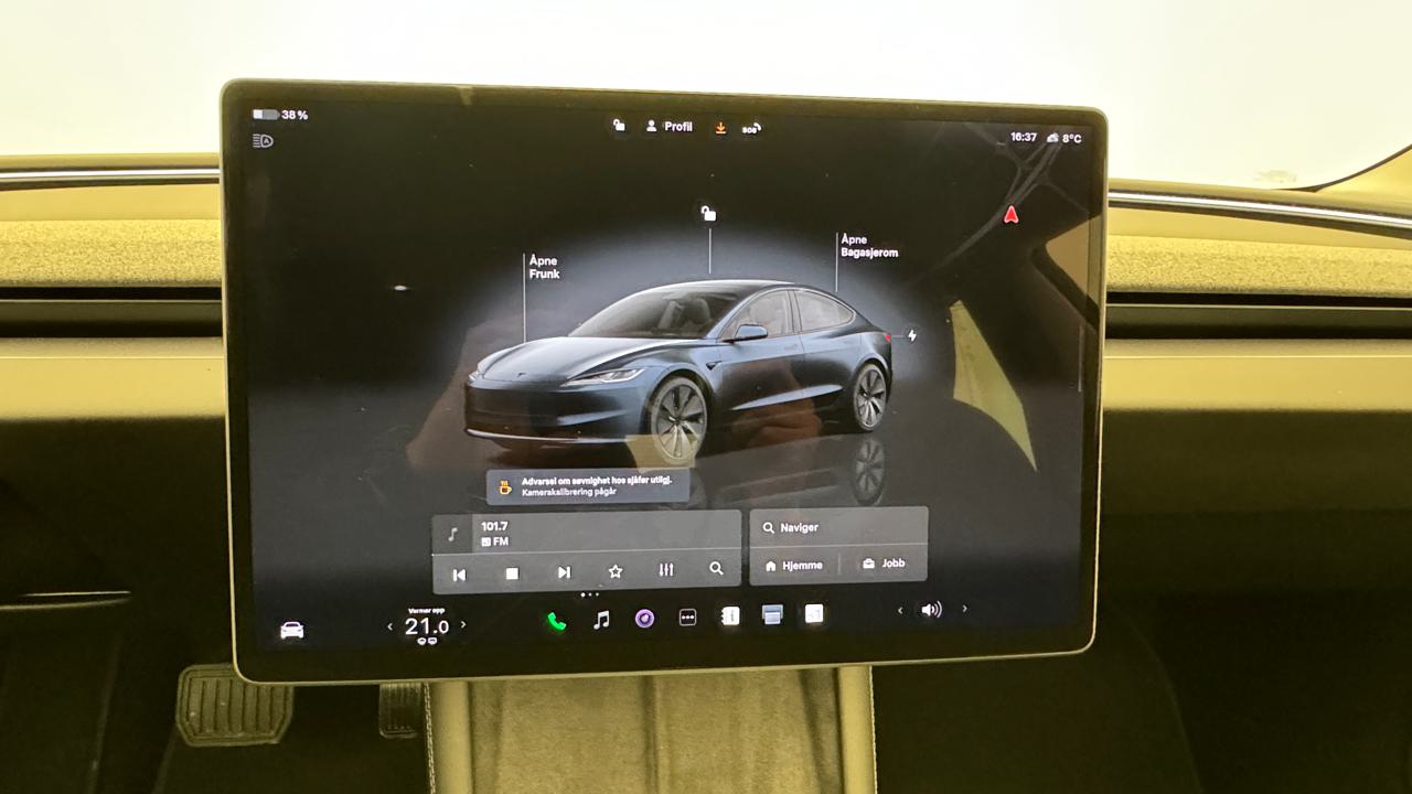 Tesla<br>Model 3 Long Range Dual Motor AWD