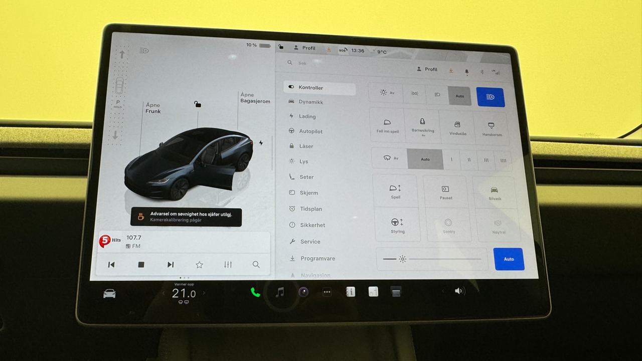 Tesla<br>Model 3 Long Range RWD