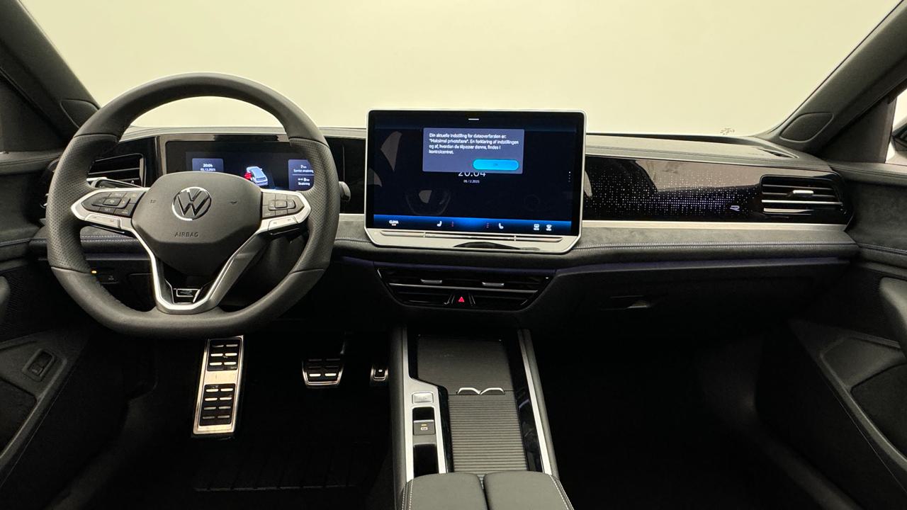 VW<br>Passat Variant 2.0 TDI evo R-Line 4 Motion DSG