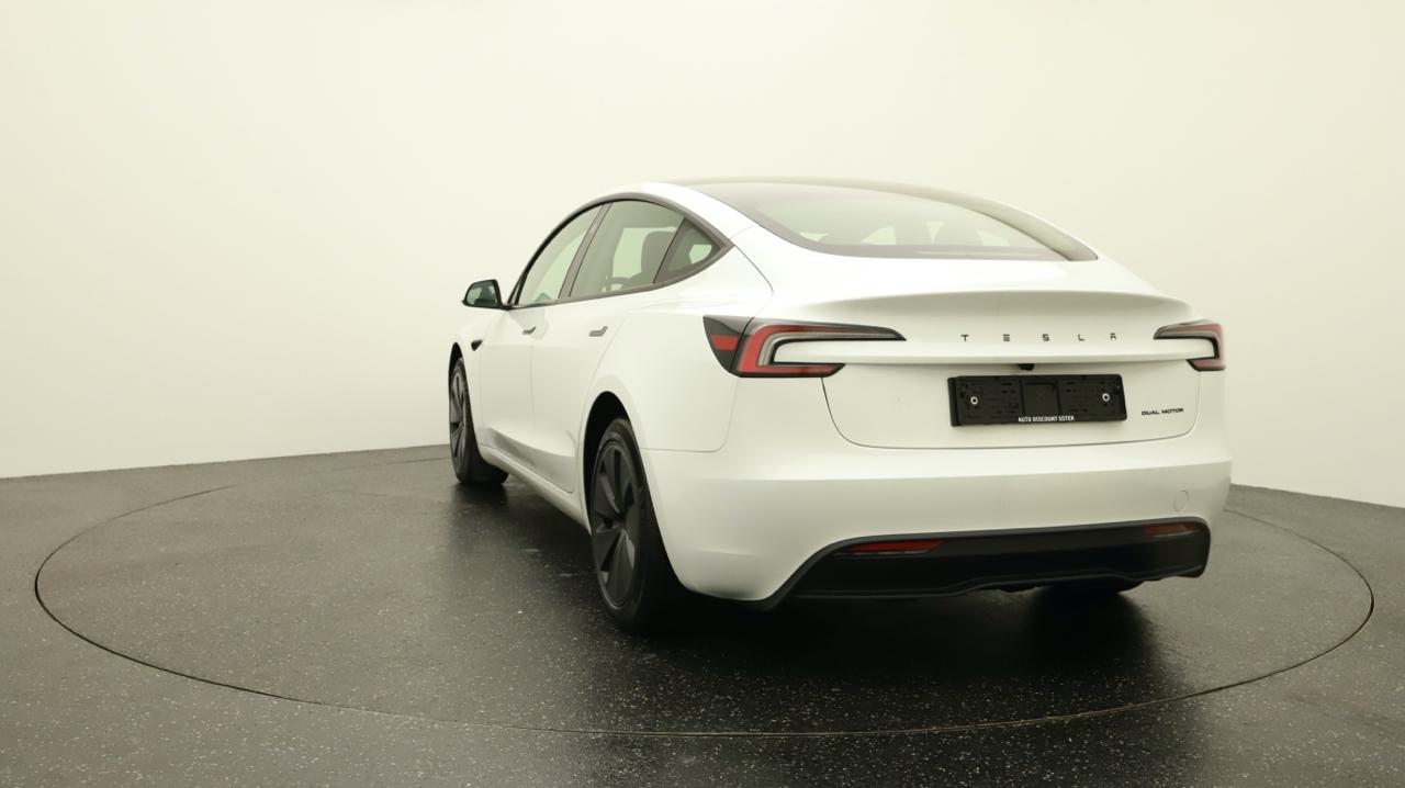 Tesla<br>Model 3 Long Range Dual Motor AWD