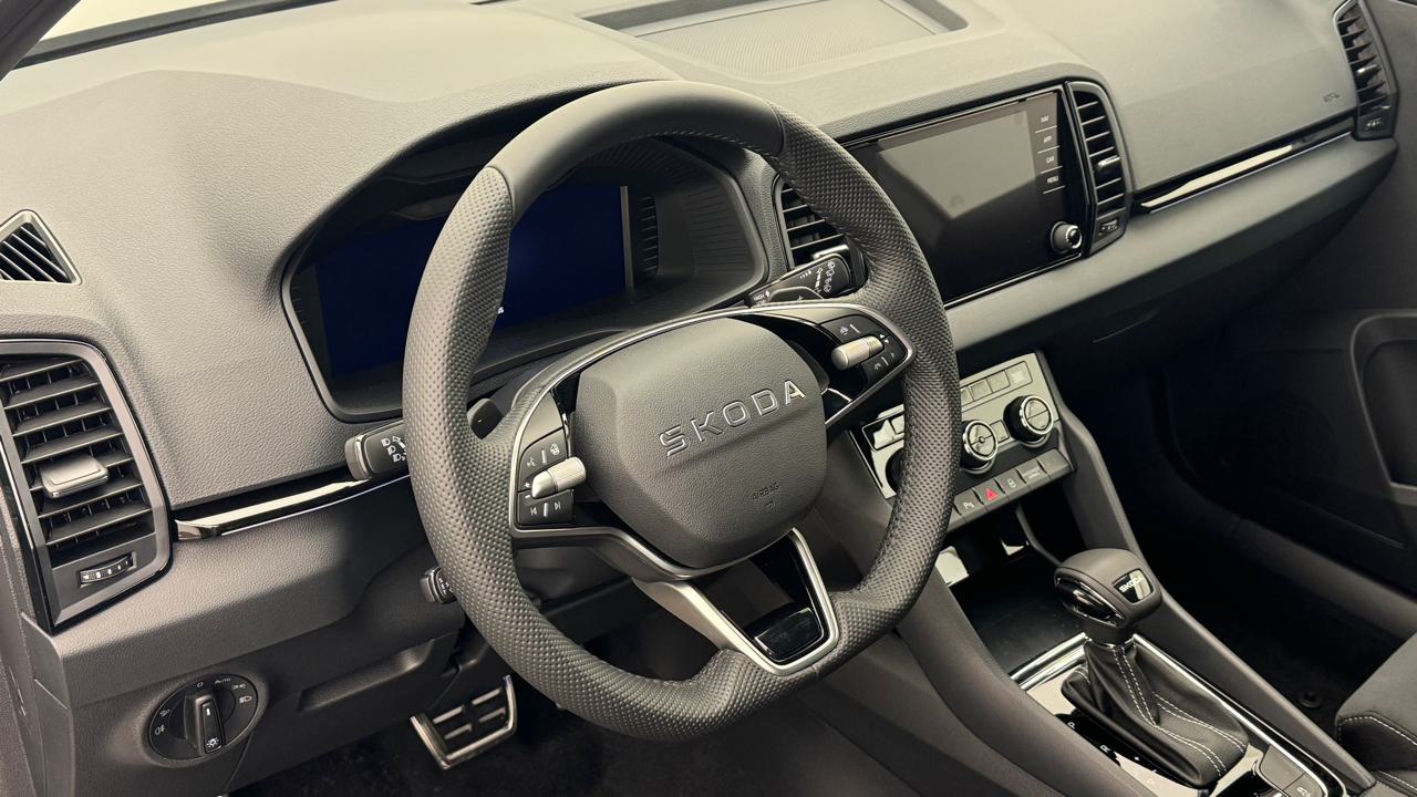 Skoda<br>Karoq 1.5 TSI SportLine DSG