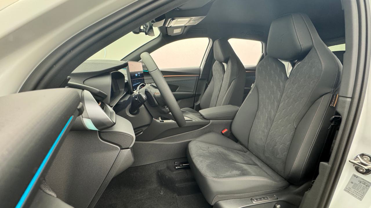 Cupra<br>Terramar 1.5 eHybrid DSG VZ