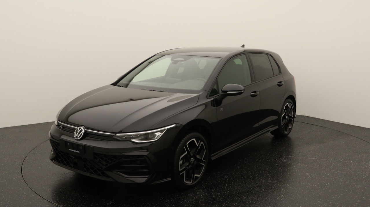 VW<br>Golf VIII 1.5 e TSI mHEV R-Line DSG