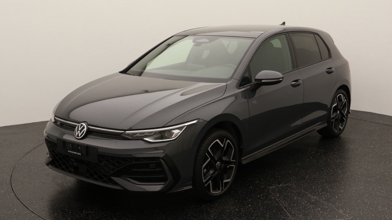 VW<br>Golf VIII 1.5 e TSI mHEV R-Line DSG