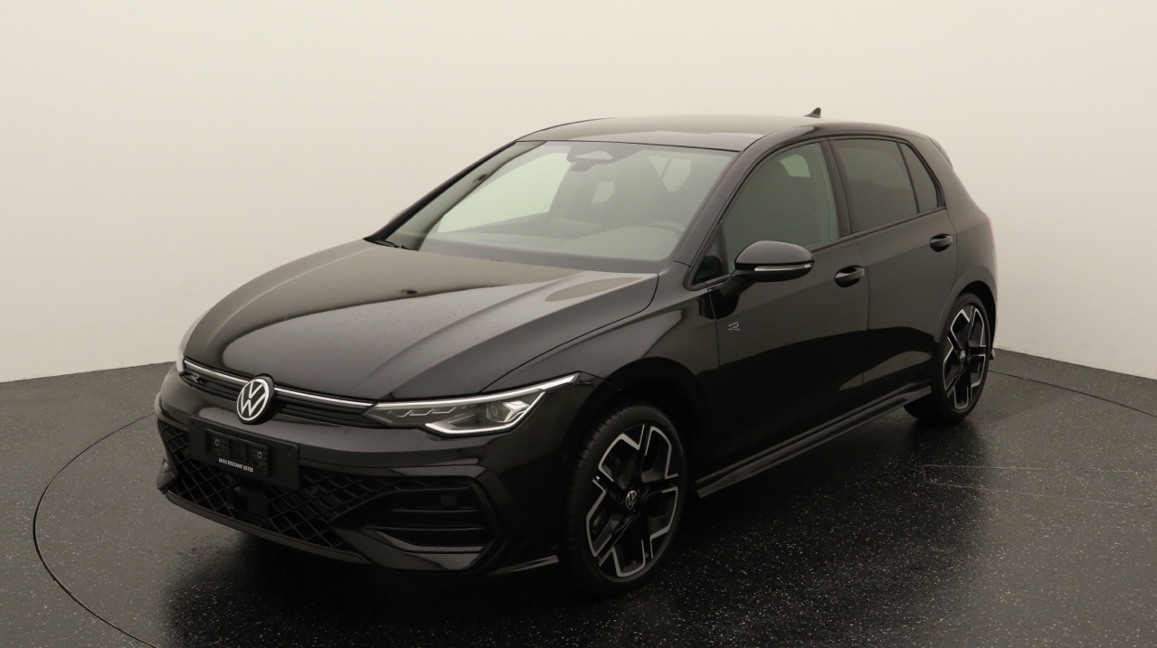 VW<br>Golf VIII 1.5 e TSI mHEV R-Line DSG