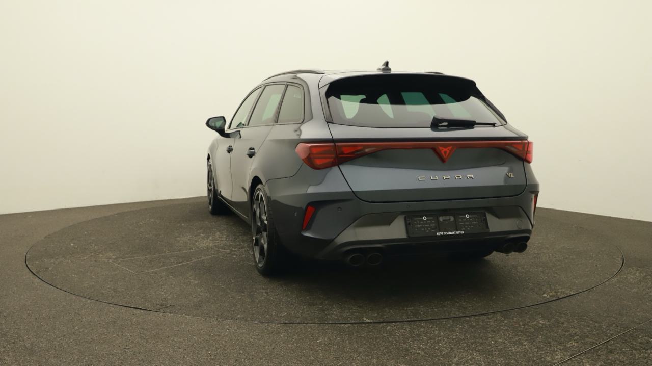 Cupra<br>LEON ST 2.0 TSI VZ DSG 4Drive