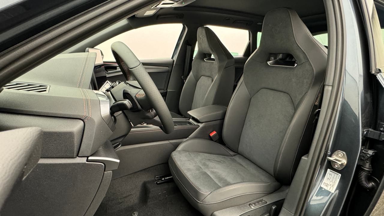 Cupra<br>LEON ST 2.0 TSI VZ DSG 4Drive