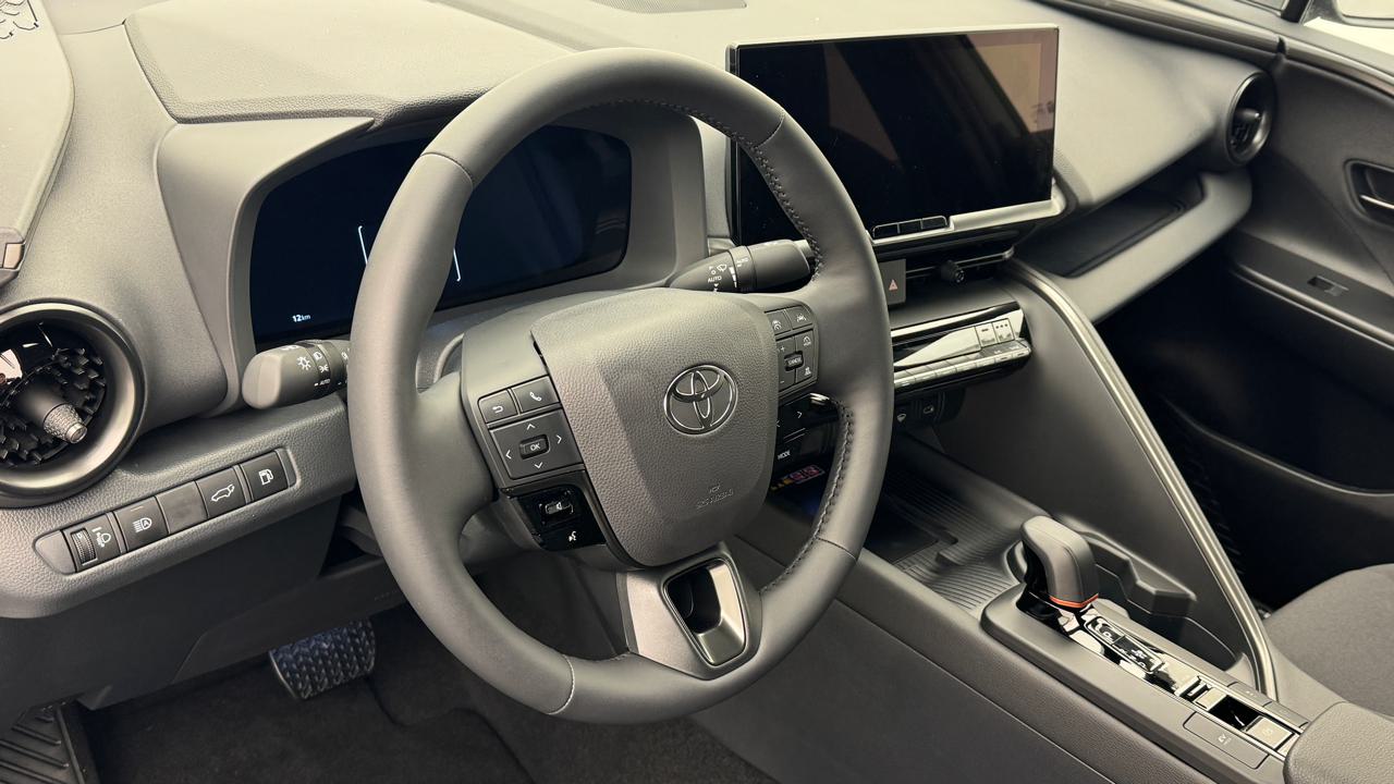 Toyota<br>C-HR 1.8 HSD CVT Sport