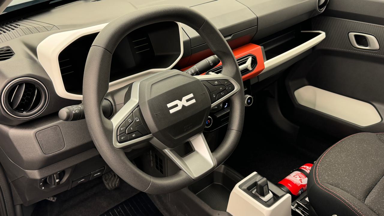 Dacia<br>Spring 27 kWh Expression