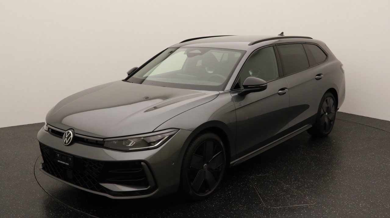 VW<br>Passat Variant 2.0 TDI evo R-Line 4 Motion DSG