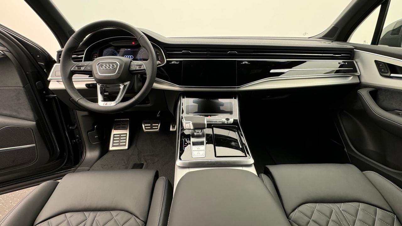Audi<br>Q7 SUV TDI quattro 210 kW S Line tiptronic