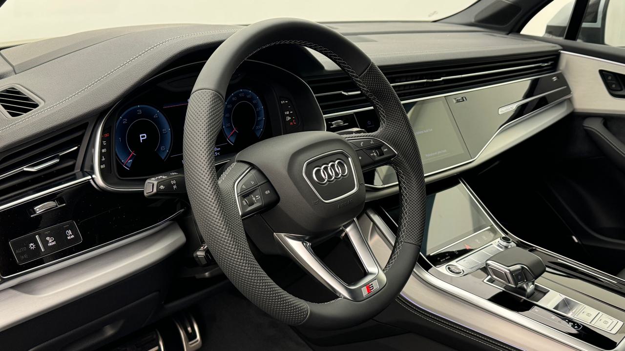 Audi<br>Q7 SUV TDI quattro 210 kW S Line tiptronic