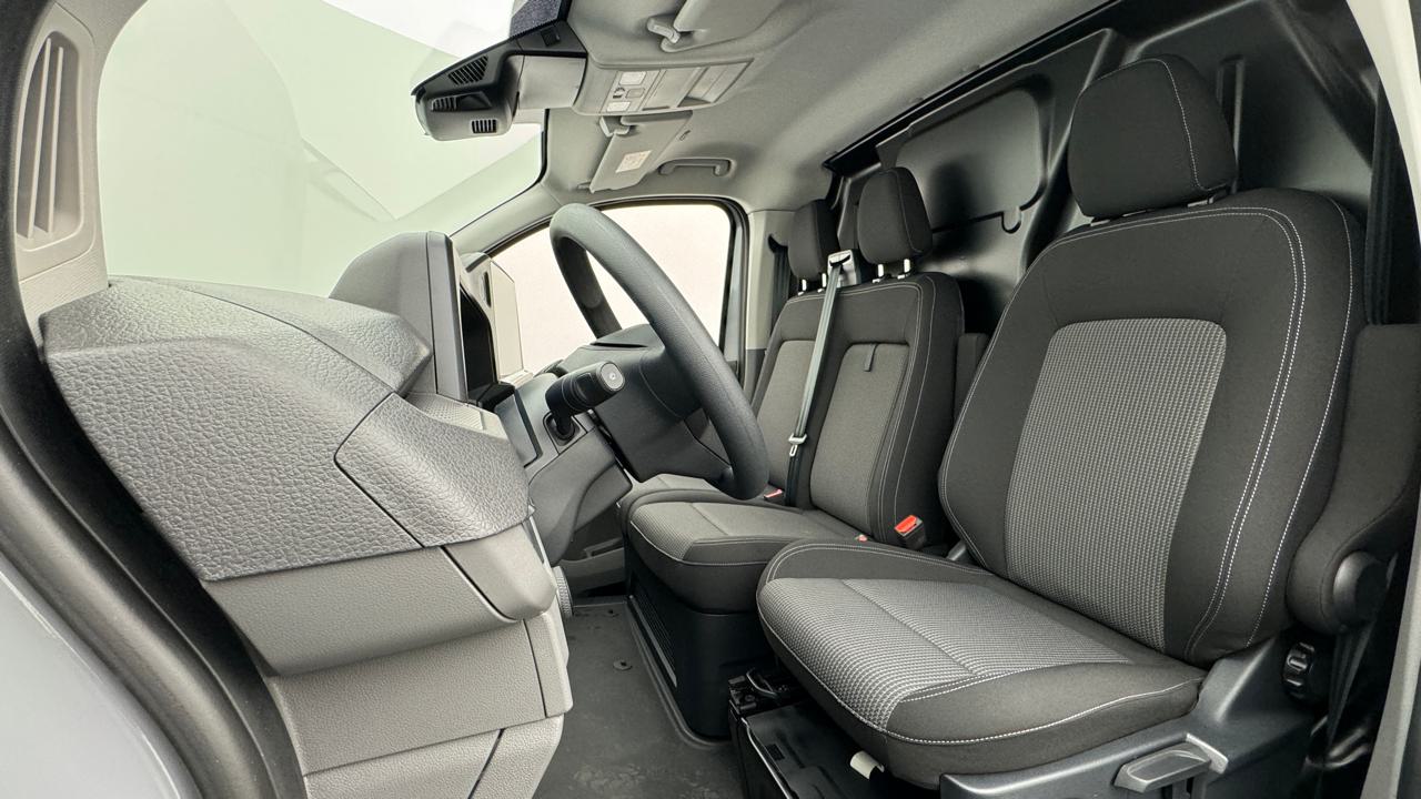 VW<br>Transporter 2.0 TDI 4Motion Automat