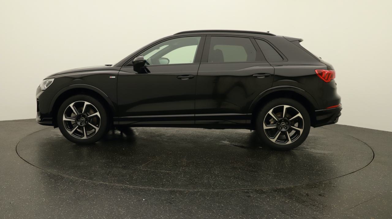 Audi<br>Q3 40 TDI S line quattro S-tronic