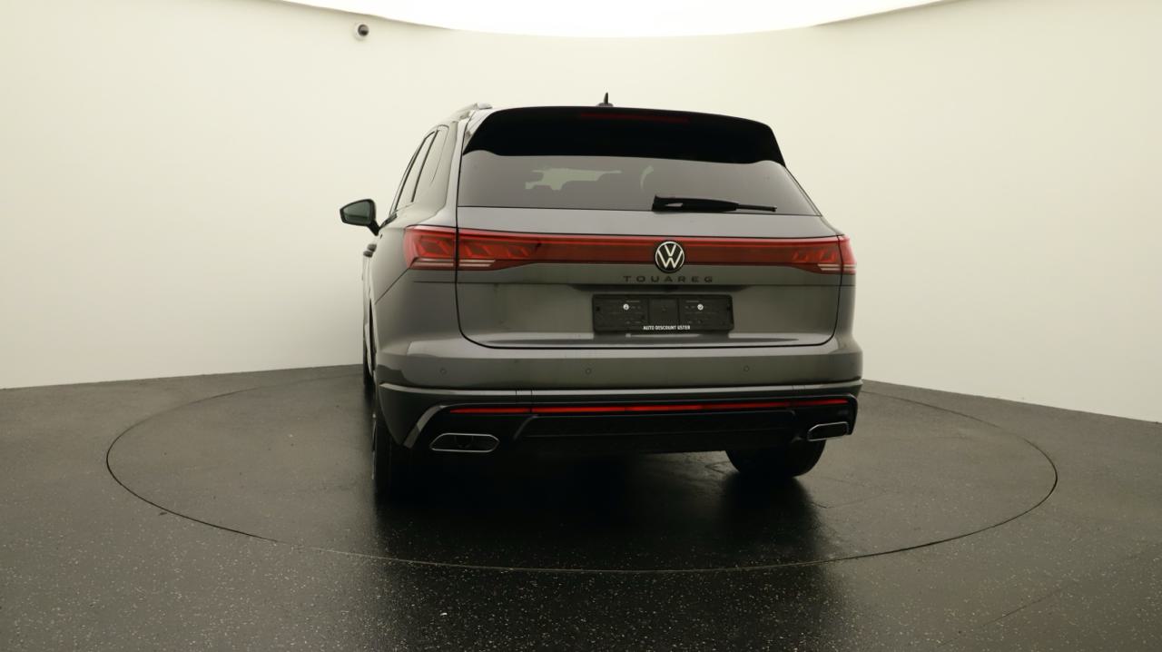 VW<br>Touareg 3.0 TDI R-Line Tiptronic
