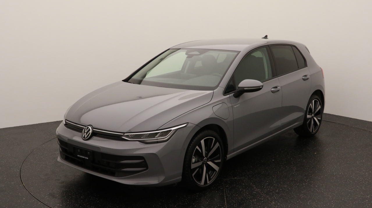 VW<br>Golf VIII 1.5 TSI PHEV Style