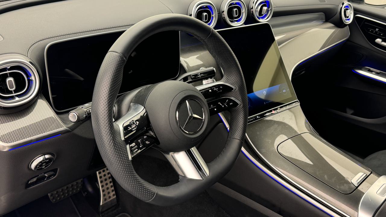 Mercedes<br>GLC 300 d 4Matic AMG Line 9G-Tronic