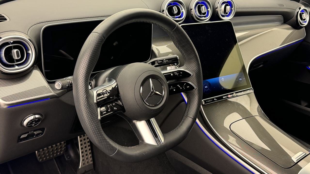 Mercedes<br>GLC 300 d 4Matic AMG Line 9G-Tronic