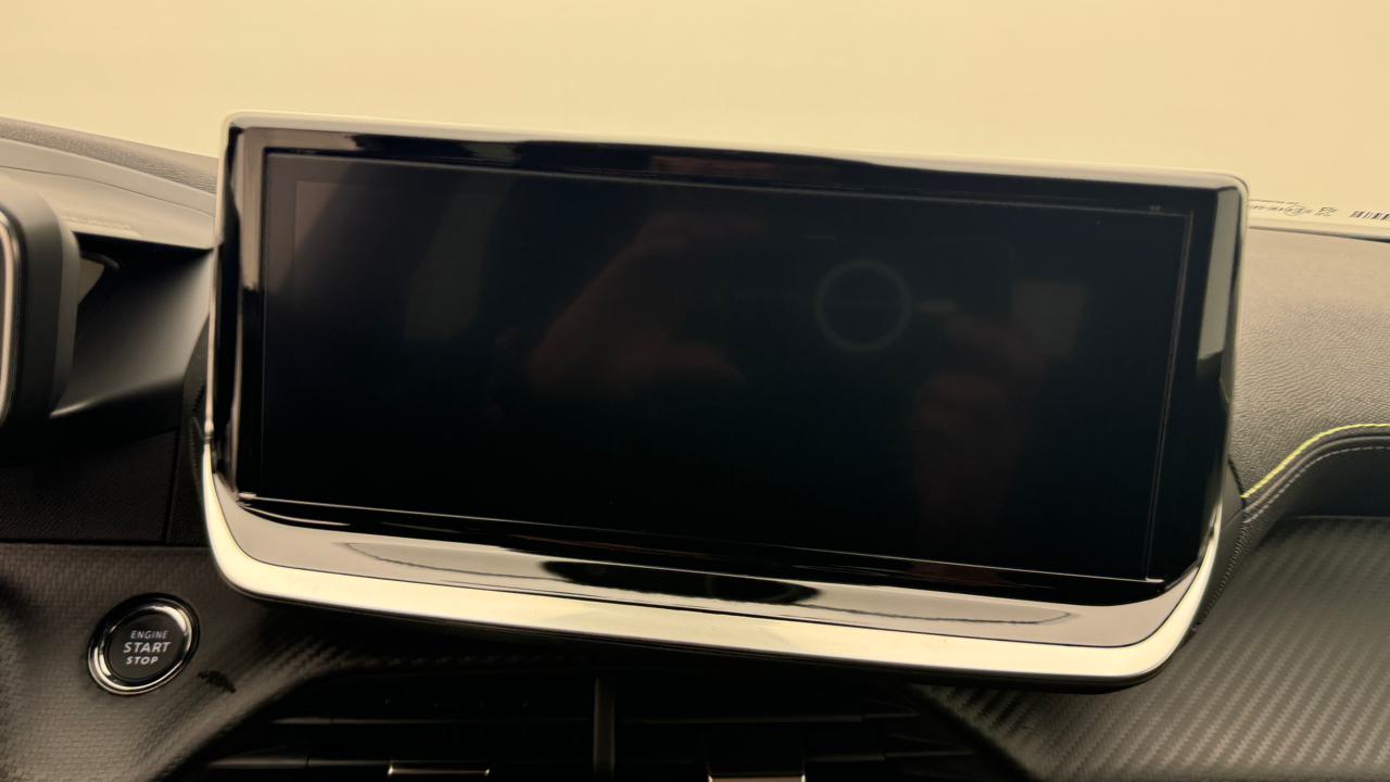 Peugeot<br>2008 156 e 54 kWh GT