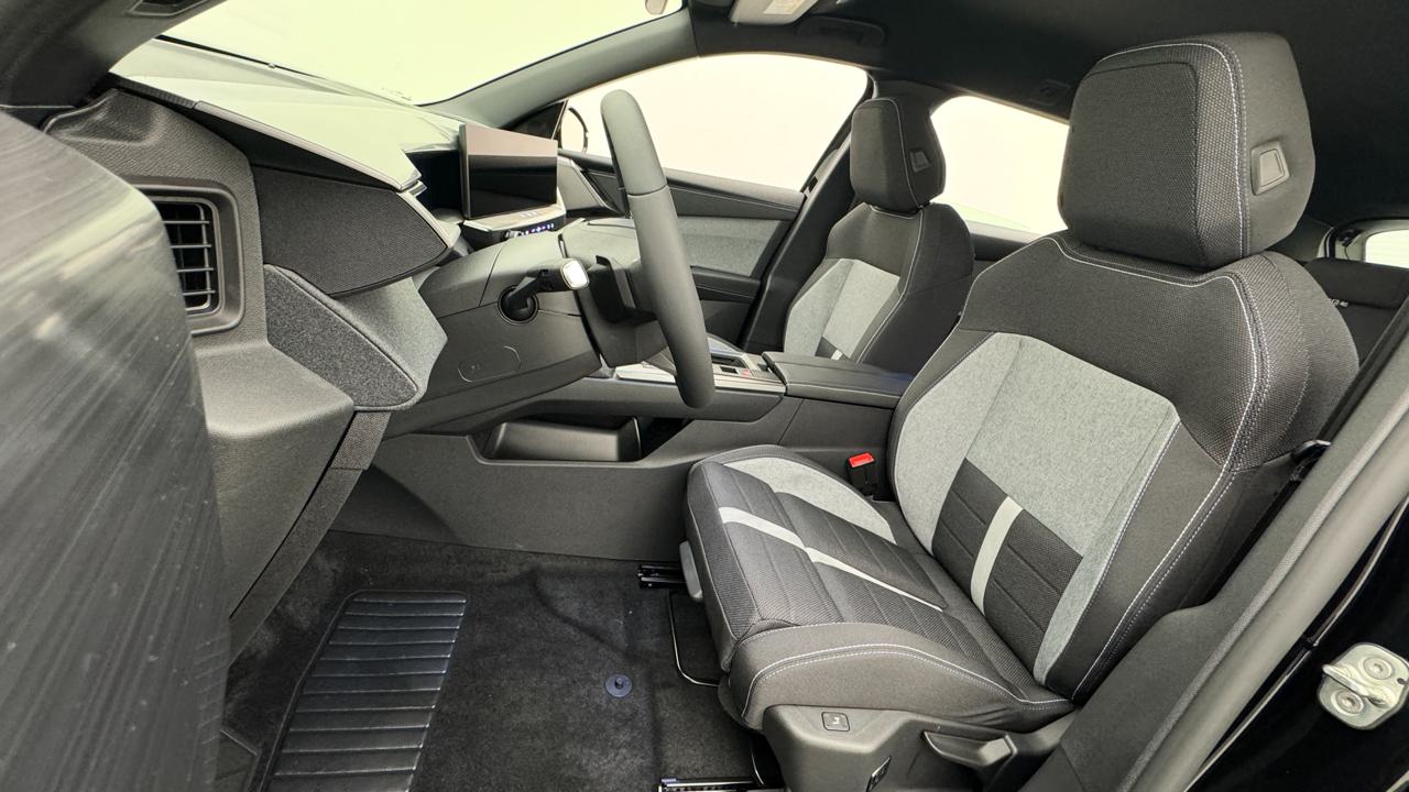 Opel<br>Grandland 1.6PHEV Edition eDCT