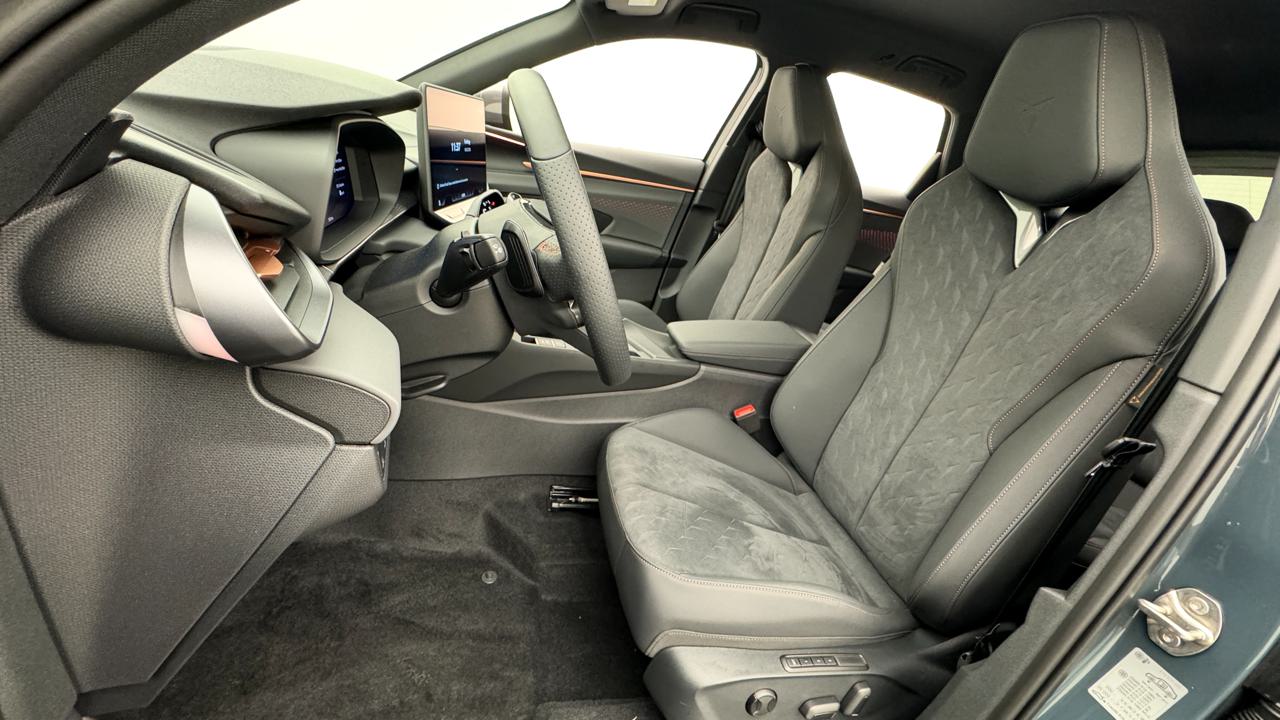 Cupra<br>Terramar 1.5 eHybrid DSG VZ