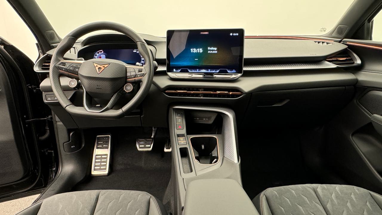 Cupra<br>Terramar 1.5 eHybrid DSG VZ