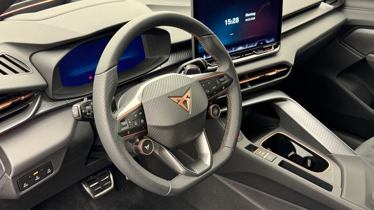 Cupra<br>Terramar 1.5 eHybrid DSG VZ