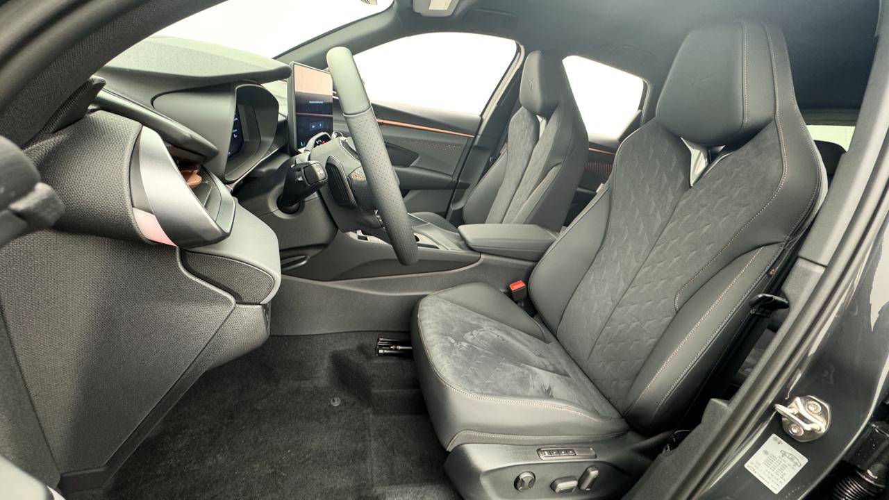 Cupra<br>Terramar 1.5 eHybrid DSG VZ