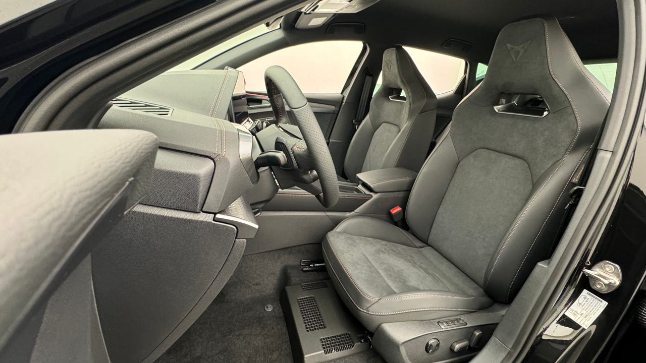 Cupra<br>LEON 2.0 TSI VZ DSG