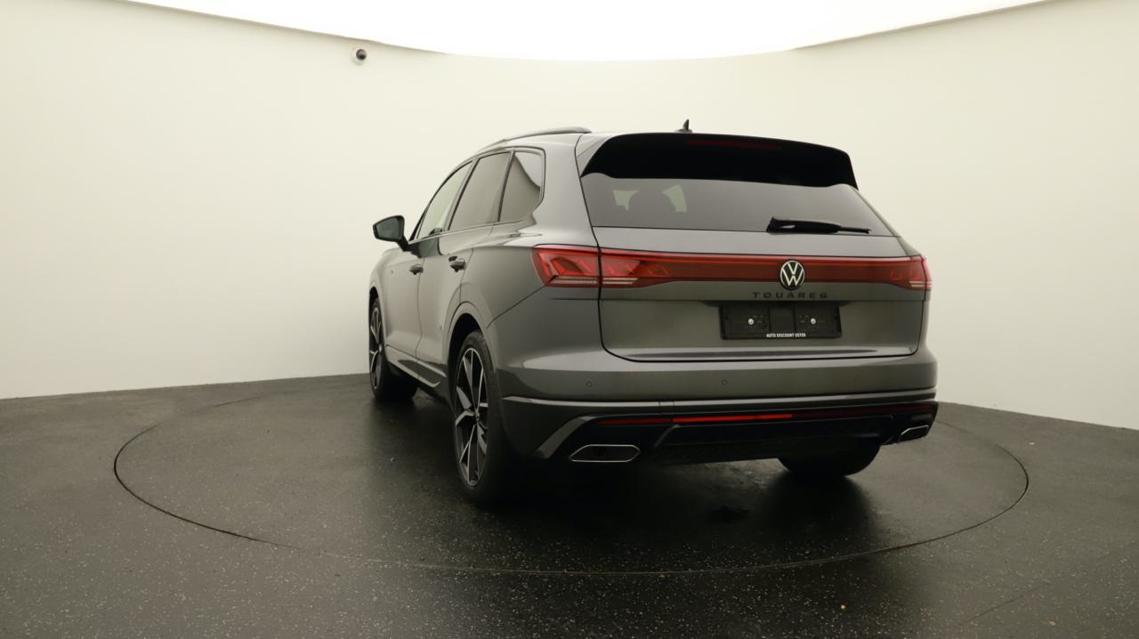 VW<br>Touareg 3.0 TDI R-Line Tiptronic