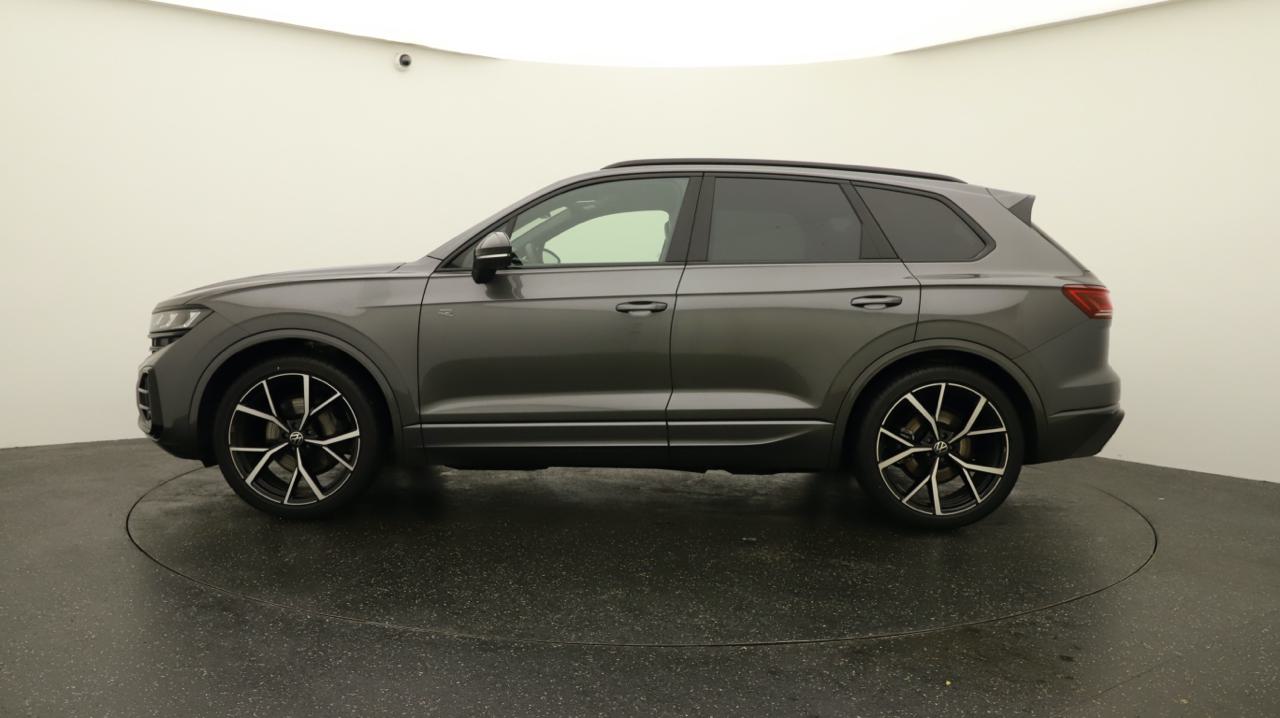 VW<br>Touareg 3.0 TDI R-Line Tiptronic