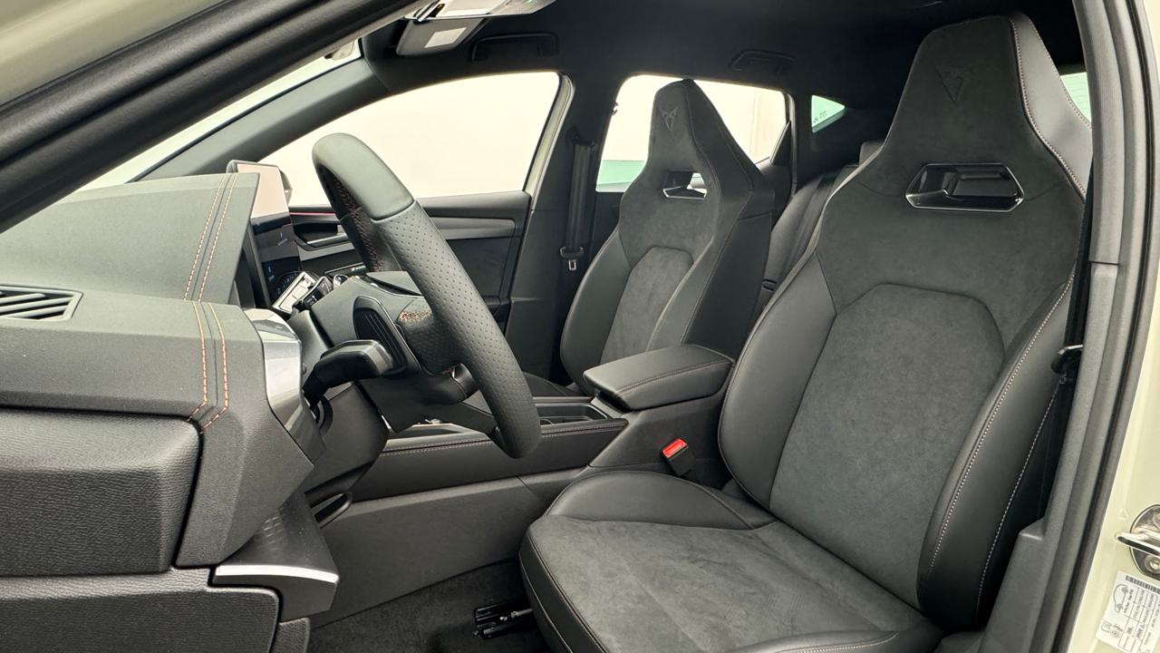 Cupra<br>LEON 2.0 TSI VZ DSG