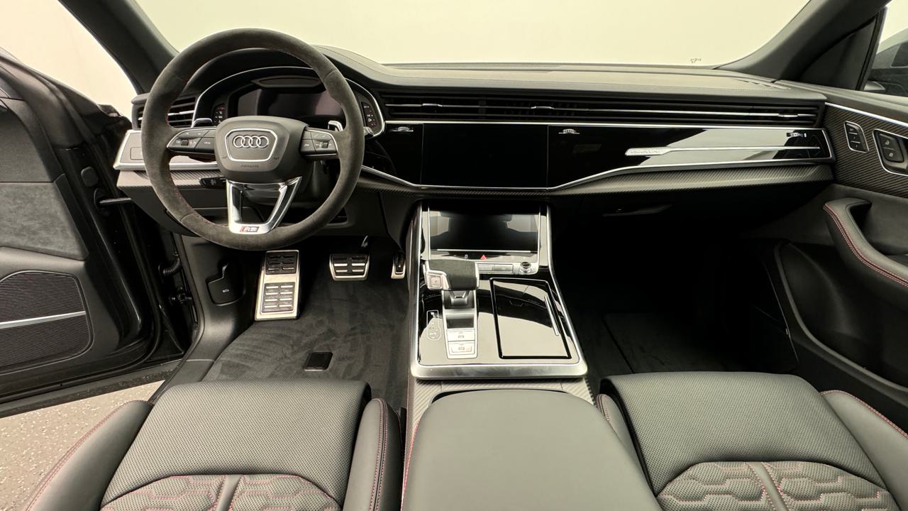 Audi<br>RSQ8 performance quattro 640PS