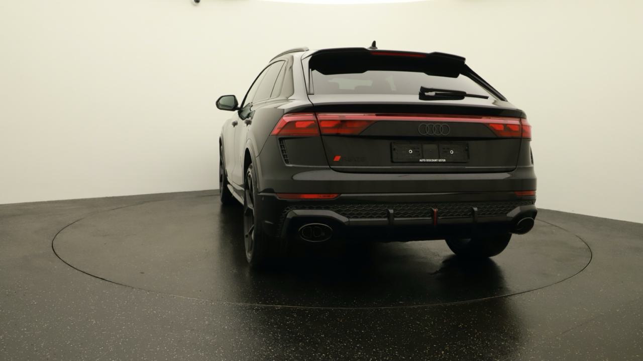 Audi<br>RSQ8 performance quattro 640PS