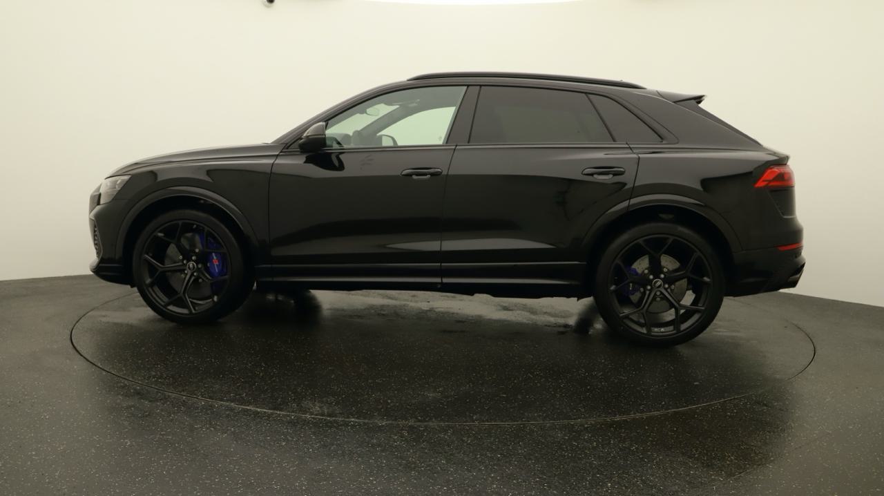 Audi<br>RSQ8 performance quattro 640PS