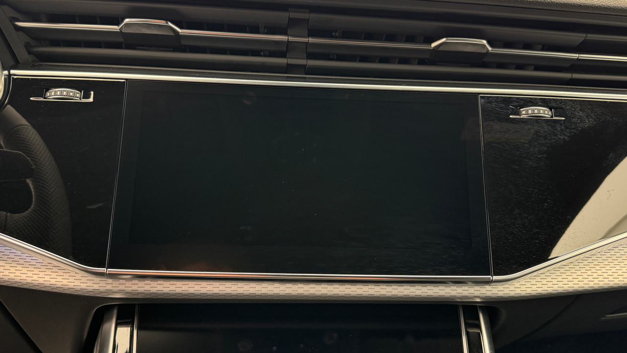 Audi<br>Q8 SUV TDI quattro 210 kW S line